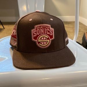 Seattle SuperSonics limited edition fitted cap